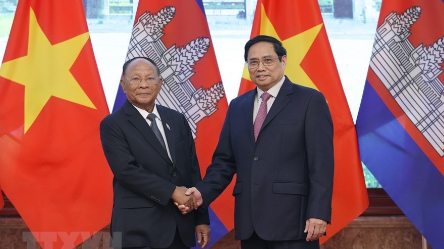Thủ tướng Phạm Minh Chính hội kiến với Chủ tịch Quốc hội Campuchia