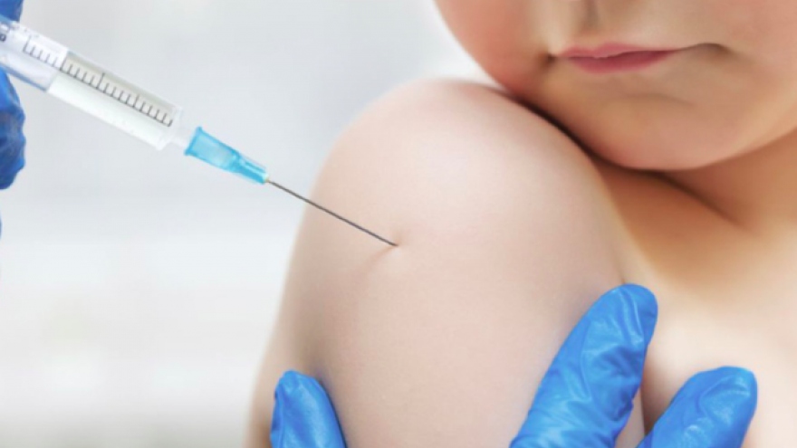 Phụ huynh còn nhiều băn khoăn khi tiêm vaccine Covid-19 cho trẻ dưới 5 tuổi