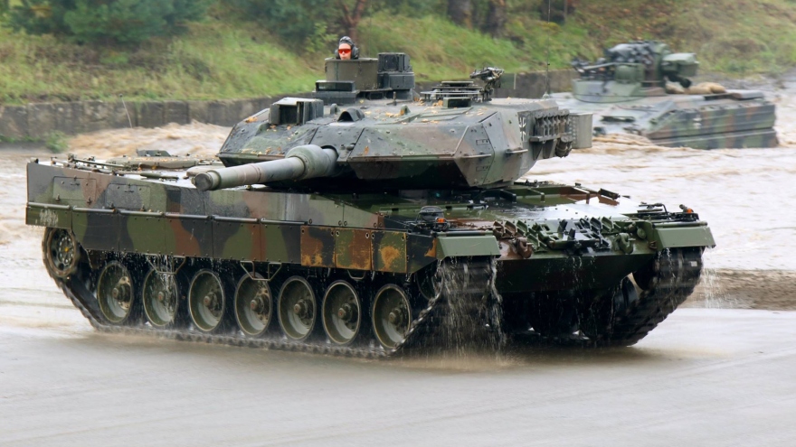 Đức từ chối cung cấp xe tăng chiến đấu chủ lực cho Ukraine