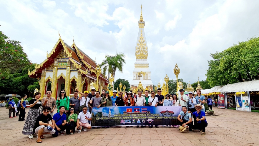 Tour đường bộ Việt Nam - Lào - Thái Lan lại đắt khách