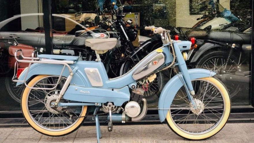 Xe gắn máy đời cổ hàng hiếm của dân chơi Hà thành