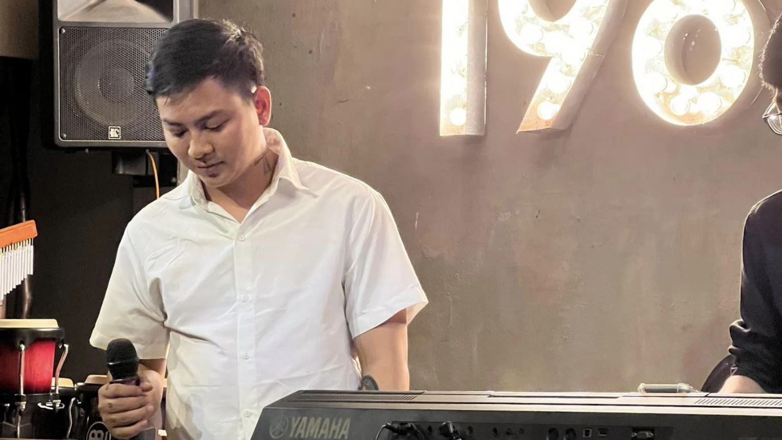 Chuyện showbiz: Hoài Lâm gây xôn xao với ngoại hình phát tướng, giọng hát yếu