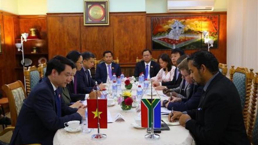 Vietnamese and South African legislatures strengthen exchanges and cooperation