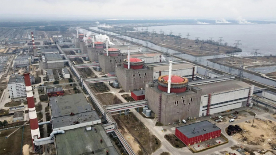 LHQ kêu gọi Nga và Ukraine phi quân sự hóa nhà máy điện hạt nhân Zaporozhzhia