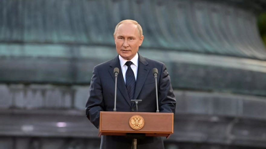 Tổng thống Nga ký sắc lệnh công nhận độc lập các khu vực Kherson và Zaporozhie