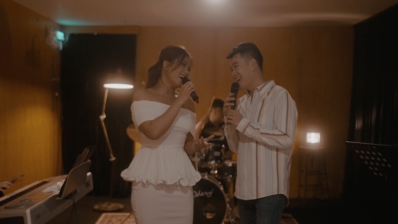 Hồ Trung Dũng kết hợp Phương Vy, Võ Hạ Trâm trong "The Songbook 3" 