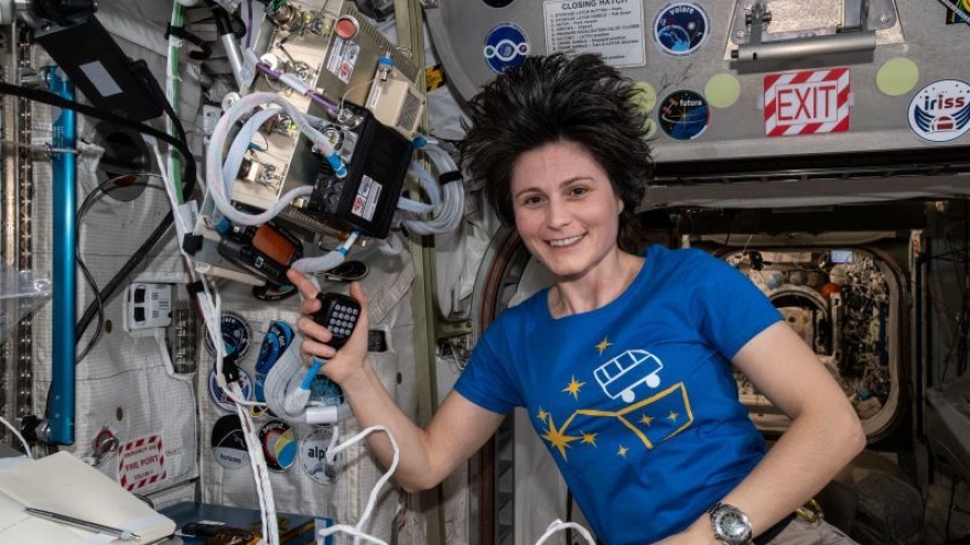 Nữ phi hành gia chỉ huy trạm vũ trụ ISS truyền lửa đam mê cho giới trẻ