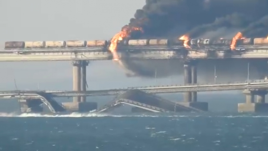 Ủy ban điều tra Nga lên tiếng về vụ nổ trên cầu Kerch ở Crimea
