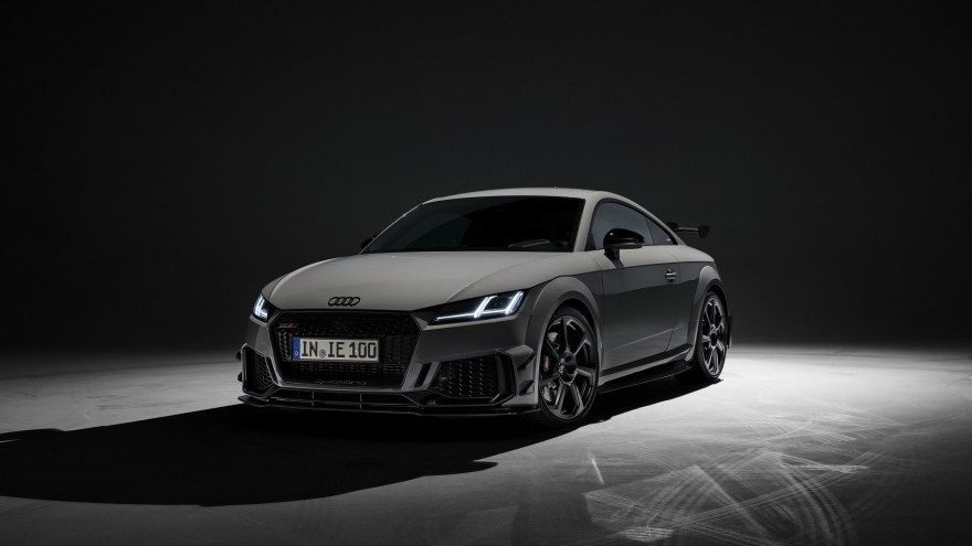 Audi TT RS Iconic Edition phiên bản giới hạn 100 chiếc