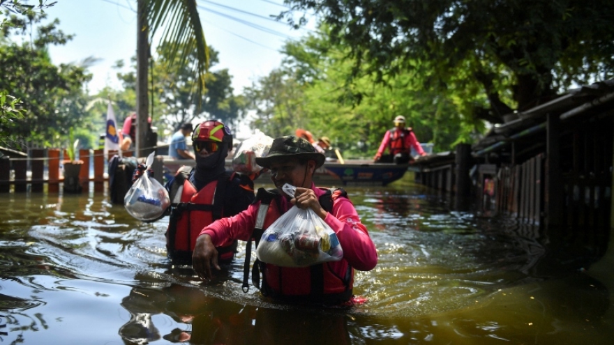 Thái Lan hứng chịu lũ lụt nghiêm trọng, hơn 324.000 hộ gia đình bị ảnh hưởng