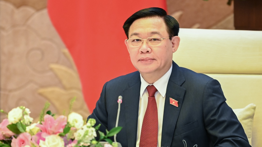 Chủ tịch Quốc hội tiếp Chủ nhiệm Ủy ban Đối ngoại Quốc hội Lào, Campuchia