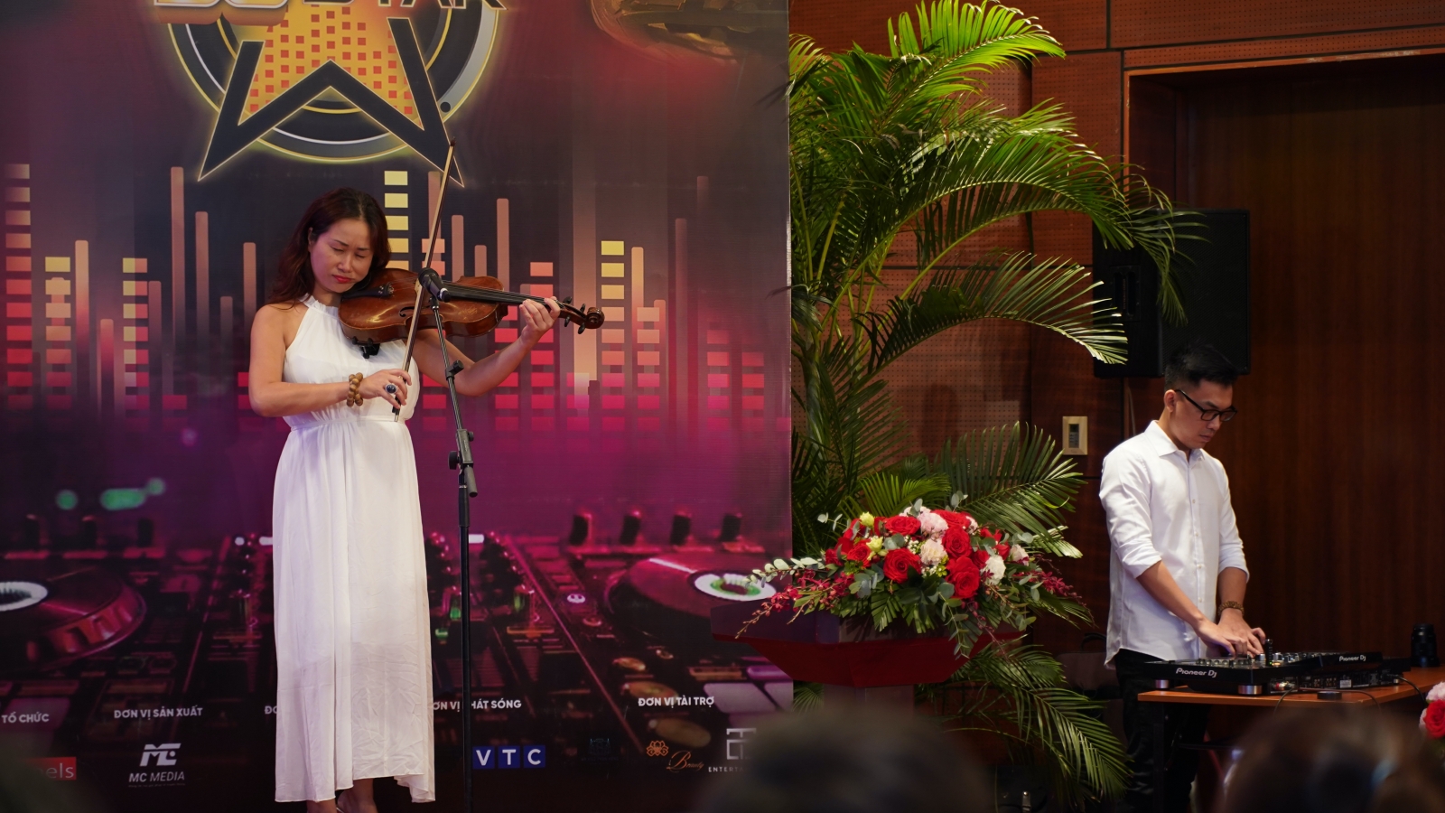 Khởi động gameshow tìm kiếm tài năng âm nhạc điện tử