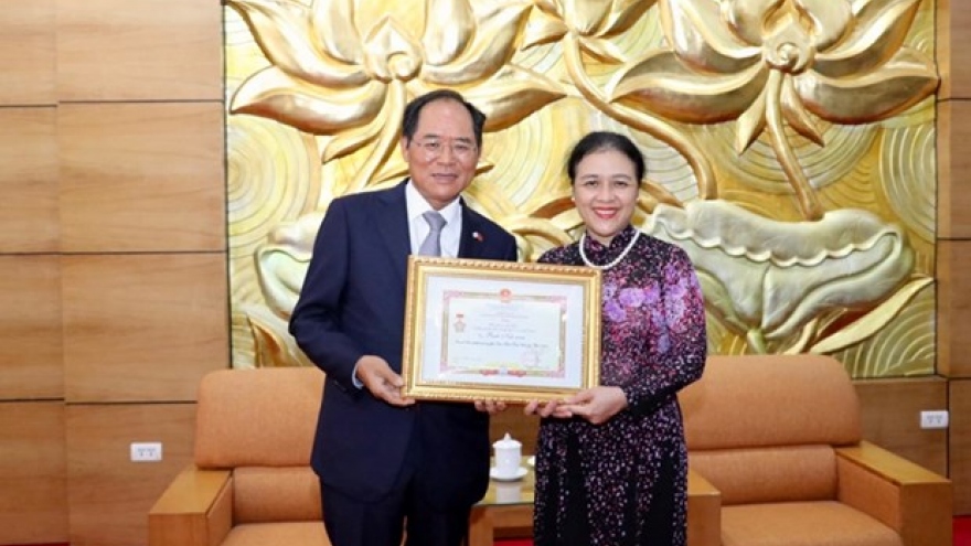 RoK Ambassador honoured for contributions to relations with Vietnam