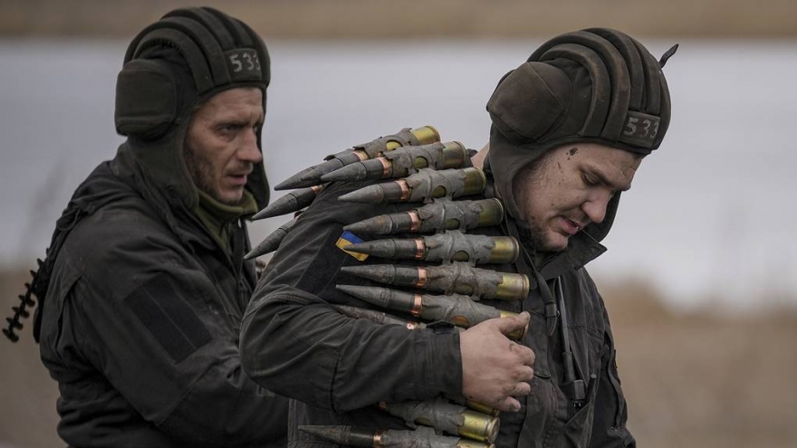 Nga tuyên bố Đức "vượt lằn ranh đỏ" trong xung đột ở Ukraine