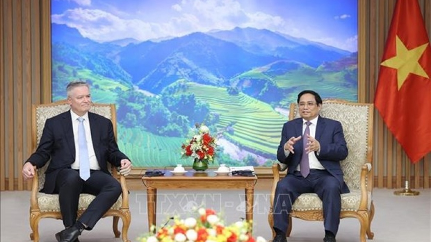 PM: Vietnam highly values OECD’s policy consultations
