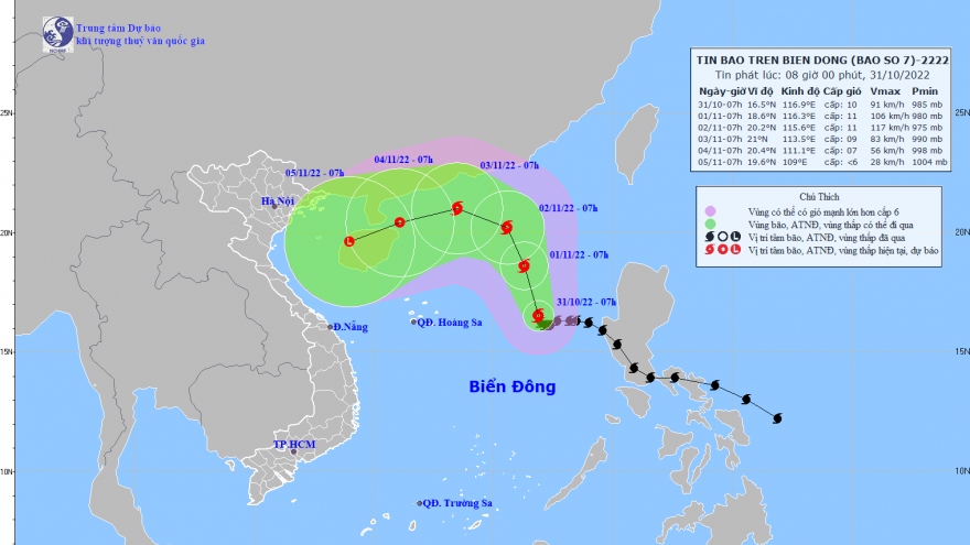 Bão số 7 cách Hoàng Sa khoảng 580km, giật cấp 12