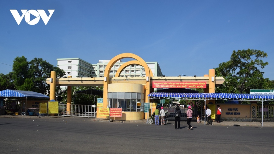 Cảnh cáo nguyên Giám đốc Bệnh viện tỉnh Phú Yên vì vi phạm liên quan Việt Á
