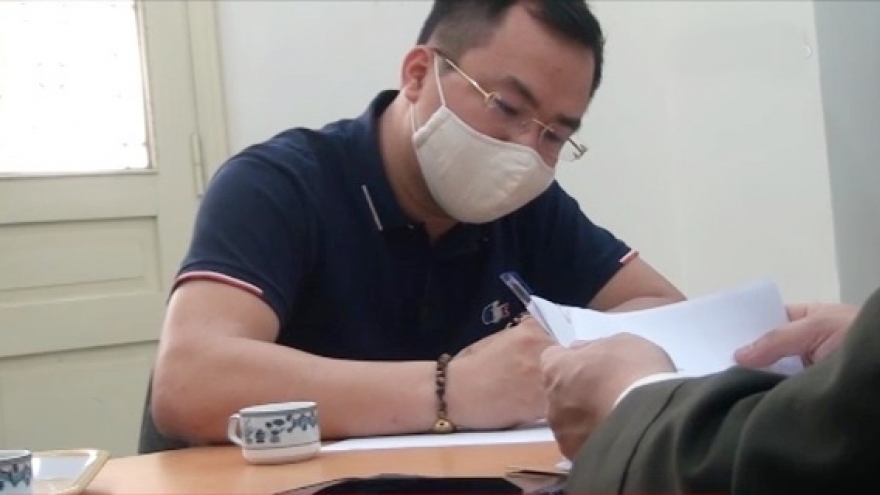 Đặng Như Quỳnh bị tuyên án 2 năm tù giam, khai do muốn "câu like" nên phạm tội