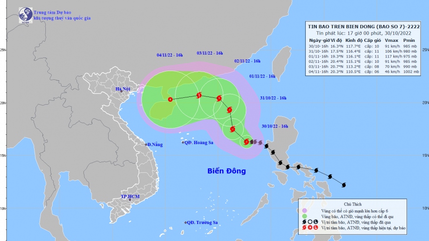 Bão số 7 tiếp tục mạnh lên, cách quần đảo Hoàng Sa 490km