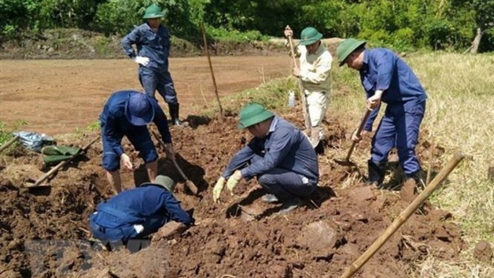 Agreement signed to improve capacity of identifying human remains from war