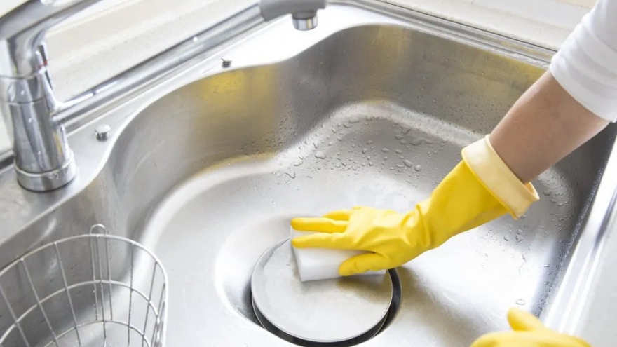 Phương pháp tốt nhất để làm sạch bồn rửa nhà bếp