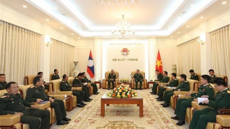 Vietnamese, Lao border guards to strengthen cooperation