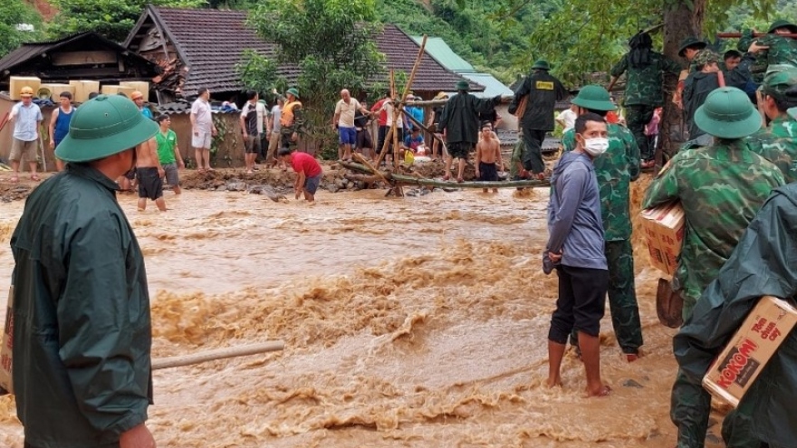 Phương án tái định cư cho dân ở khu vực vết nứt lớn trên núi ở Kỳ Sơn