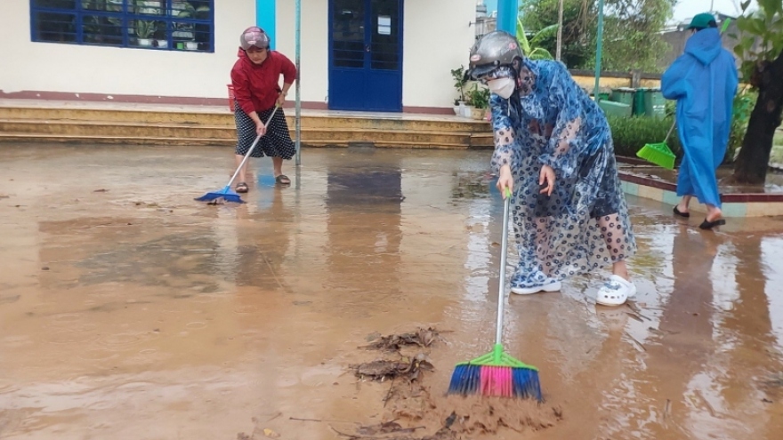 Nhiều nơi ngập nước, Đà Nẵng cho học sinh nghỉ học