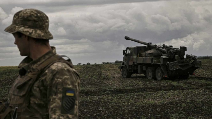 Pháp và Đức hỗ trợ thêm vũ khí cho Ukraine 