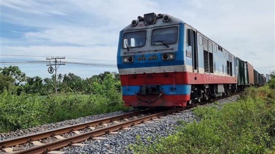 Customs authority urges use of rail transport for farm produce export