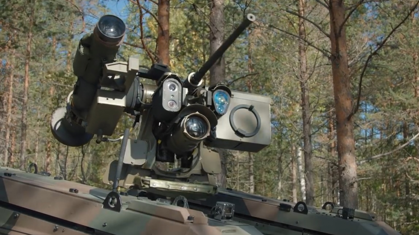 Ấn tượng xe robot chiến đấu bánh xích THeMIS do Estonia chế tạo