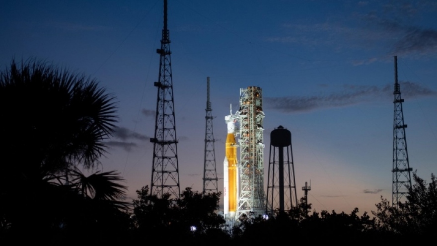 NASA lại chuẩn bị cho nỗ lực phóng thử lần thứ 3 tên lửa Mặt trăng