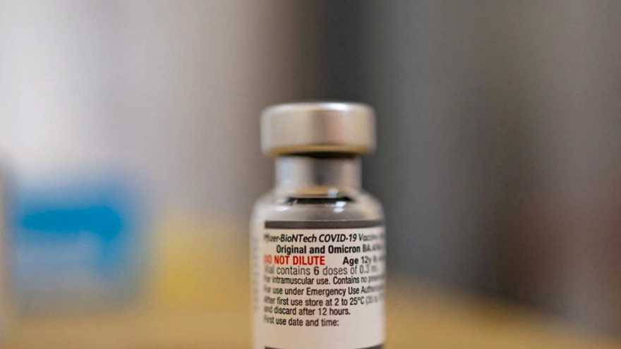 Vaccine phiên bản mới của Pfizer tạo phản ứng miễn dịch mạnh 