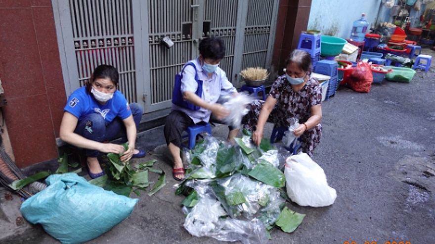 Phân loại rác ngay tại nhà dân: Biến rác thải nhựa thành tài nguyên