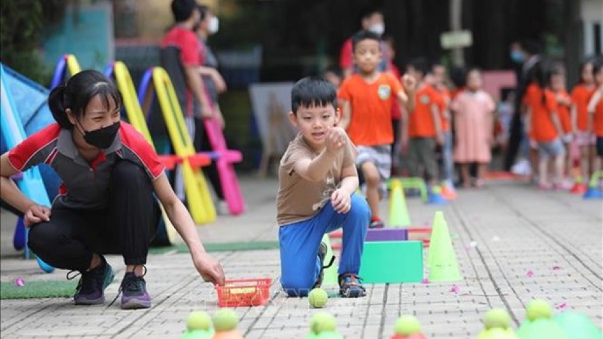 Deputy PM orders building safe, child-friendly living environment