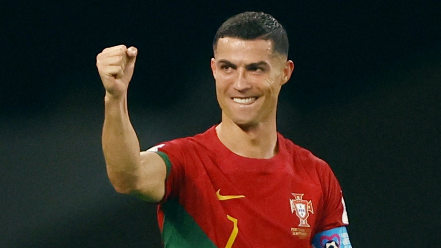 Ronaldo khép lại chương buồn với MU, mở ra chiến tích lịch sử ở World Cup