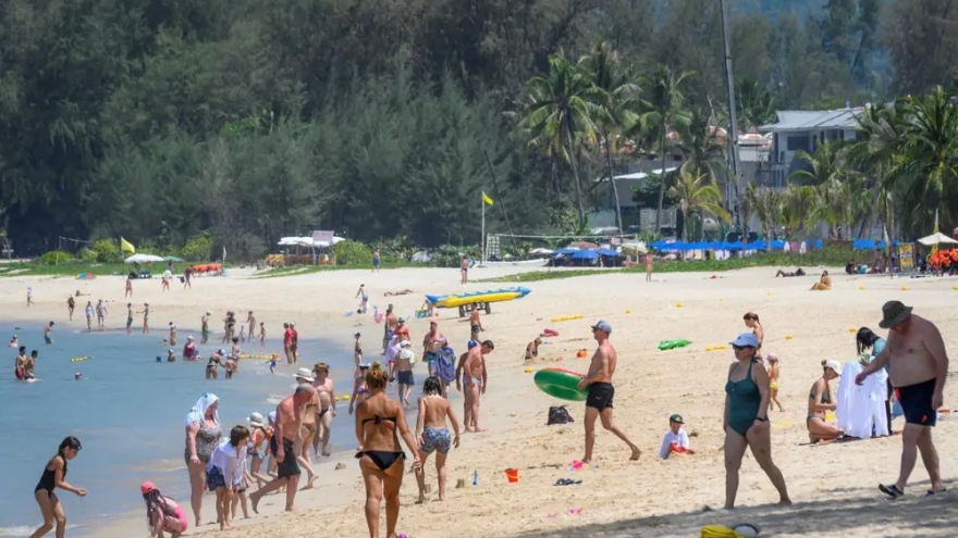 Khách du lịch Nga tăng vọt tại Phuket, Thái Lan