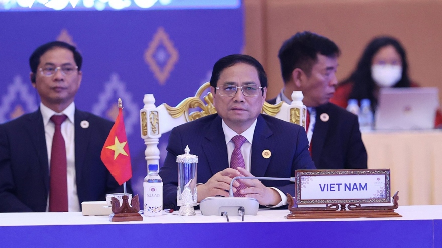ASEAN needs to seek feasible and sustainable solutions for Myanmar: PM Chinh