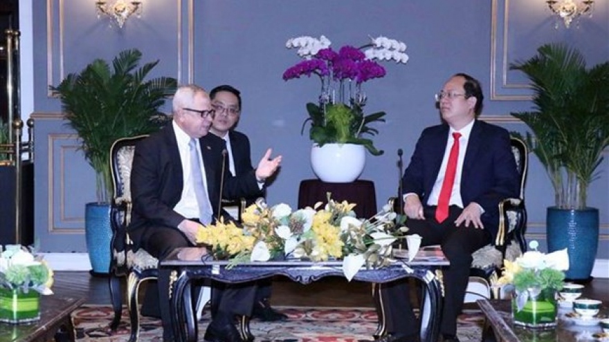 HCM City's leader welcomes secretary of Cuban parliament, state council