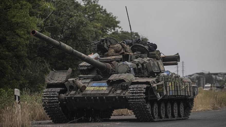 Kho vũ khí hạng nặng khổng lồ phương Tây hỗ trợ cho Ukraine