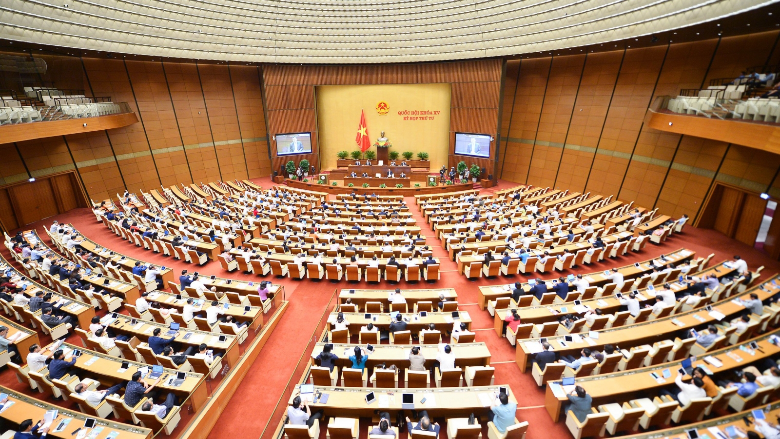 Quốc hội họp 2 đợt tại Kỳ họp thứ 5, giám sát tối cao nguồn lực chống Covid-19