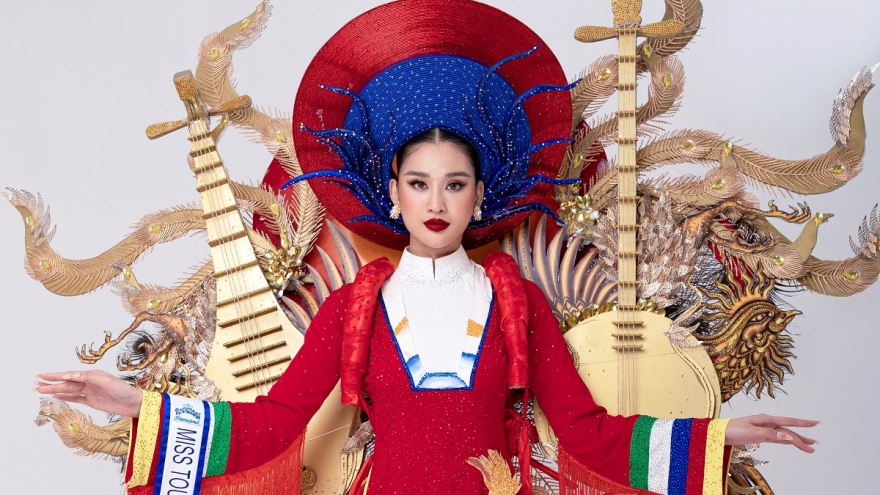 Local beauty unveils national costume for Miss Tourism International 2022