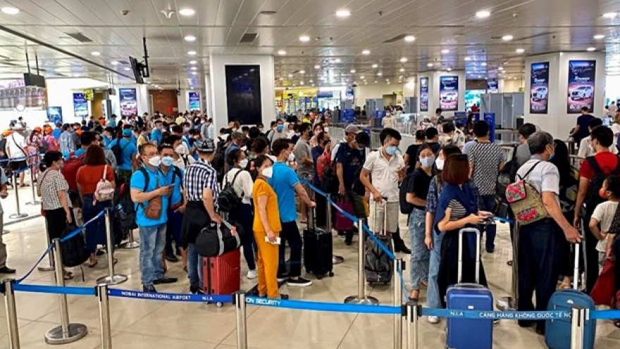 Vietnam’s major air traffic markets predicted to rebound in 2023: VNDIRECT