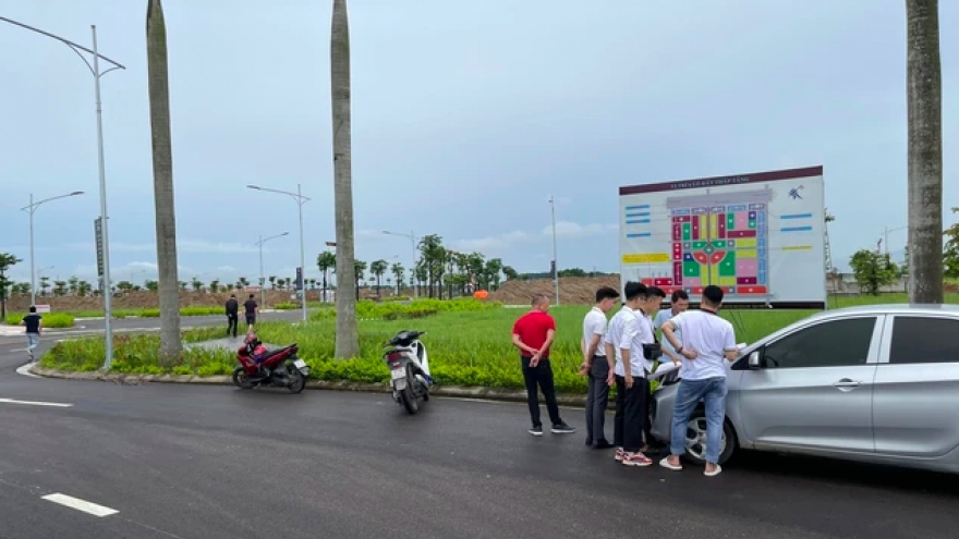 Nhiều tháng không có giao dịch, môi giới bất động sản ngán ngẩm bỏ nghề