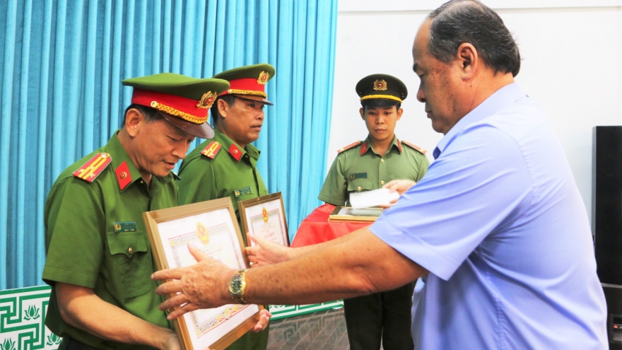 An Giang khen thưởng đột xuất các đơn vị phá án nhanh