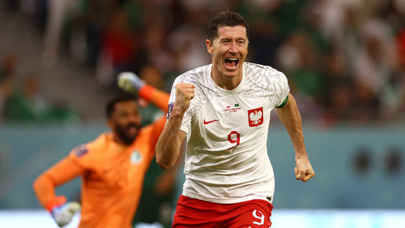 Lewandowski và Szczesny toả sáng rực rỡ, Ba Lan thắng kịch tính Saudi Arabia