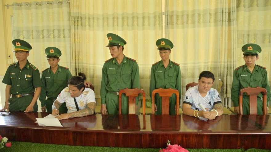 Biên phòng Kiên Giang khởi tố, bắt tạm giam 2 bị can vì xuất nhập cảnh trái phép