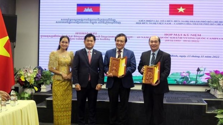 Gathering held to mark Cambodia’s Independence Day