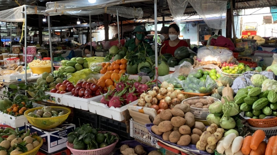 Vietnam earns international plaudits for its anti-inflation efforts