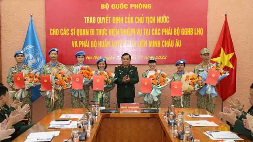 Việt Nam lần đầu tiên cử sĩ quan gìn giữ hòa bình tham gia phái bộ của EU